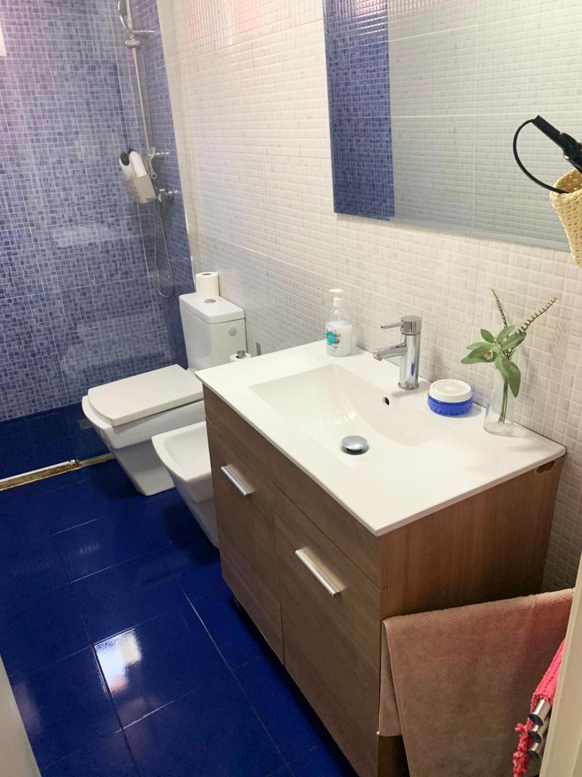 Peres I Valero Habitaciones En Piso Compartido บาเลนเซีย ภายนอก รูปภาพ
